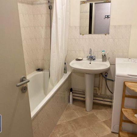 Location Appartement 1 pièce 26m² CHOLET 49300 - Photo 4