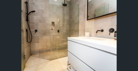 Modern townhouse - Photo 4