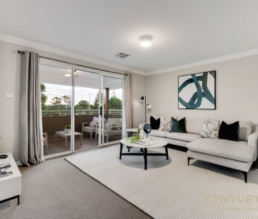 Large Family Home with a Pool - Photo 3