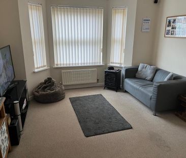 2 bedroom ground floor flat to rent - Photo 4
