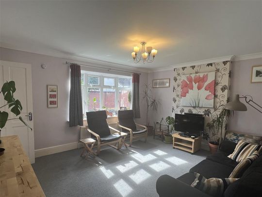 Pitsford Drive, Loughborough - Photo 1