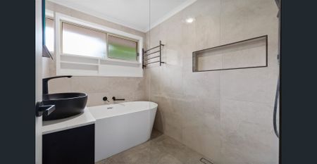 Quiet, Modern 2-Bedroom Unit in the Heart of Bundoora - Photo 5