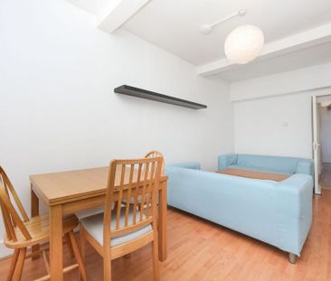 2 bedroom maisonette to rent - Photo 2