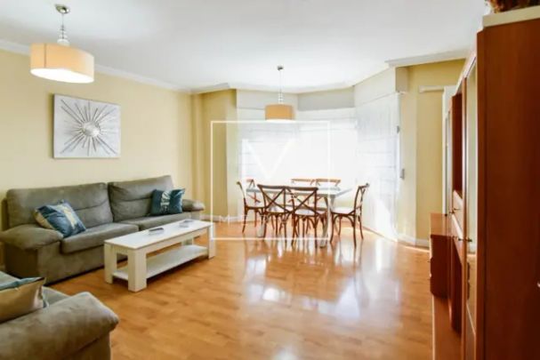 Apartamento en alquiler en Avenida de España - Foto 1