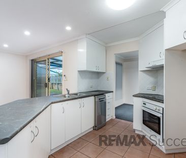 5 Todd CRT, Kearneys Spring QLD 4350 - House For Rent | Domain - Photo 6