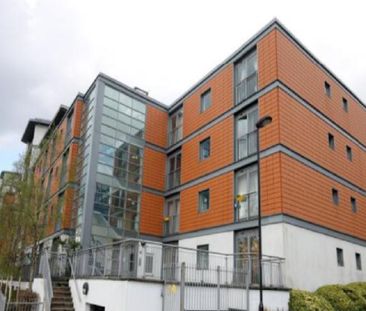 Holland Gardens - Photo 2