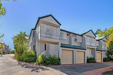 Recently Renovated Townhouse in Prime Kelvin Grove Location - Photo 3