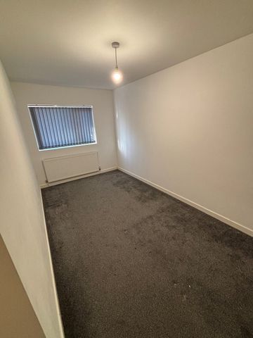 Tawe Place, Clydach, SWANSEA - Photo 3