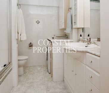 Location, Location, Location, Fabulous sea view 1 bedroom, 1 bathro... - Photo 5