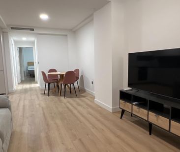 Piso de alquiler en Calle Josep Maria Buck, 41, Pont Nou - Corazón ... - Photo 5