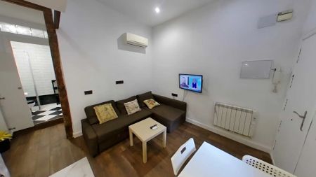 Piso de alquiler en Calle de la Sombrerería, Embajadores - Lavapiés - Foto 2