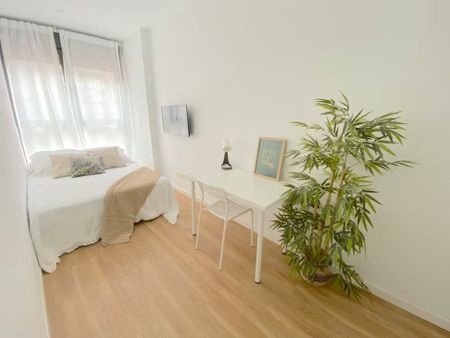 Avenida de Miraflores, Sevilla, Andalusia 41008 - Photo 2