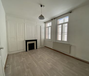 F1 BIS NON MEUBLÉ QUARTIER HENRIVILLE - CHAUFFAGE COMPRIS - Photo 2