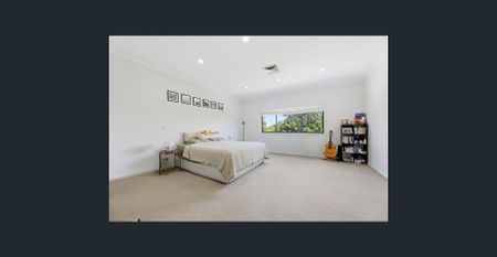 4 Bedroom (Or possibly 5 Bedroom) Rarity in Windsor - Photo 5