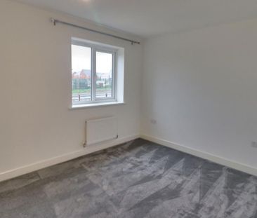 2 bedroom semi-detached house to rent - Photo 2