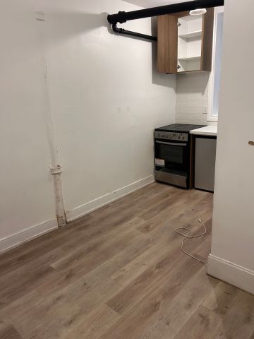 For Lease - 917 St Clair Avenue Unit# 17, Toronto, Ontario - Photo 4