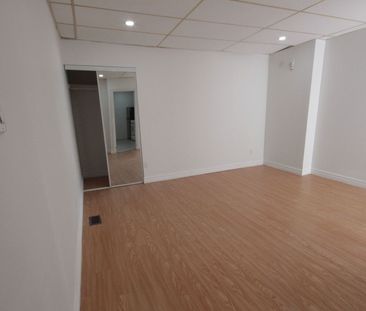 For Lease - 2444 Kingston Road Unit# Unit 1, Toronto, Ontario - Photo 3