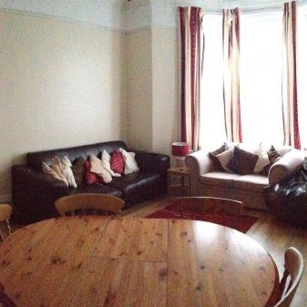 Superb 6 bed property in prime location. Bills included. No fees. - Photo 1