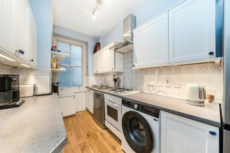 Shoot Up Hill, NW2, London - Photo 3