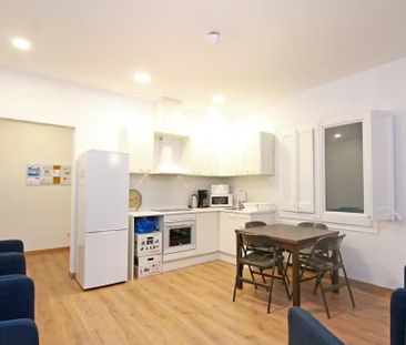 Carrer d'Alí bei, Barcelona, Catalonia 08013 - Photo 6