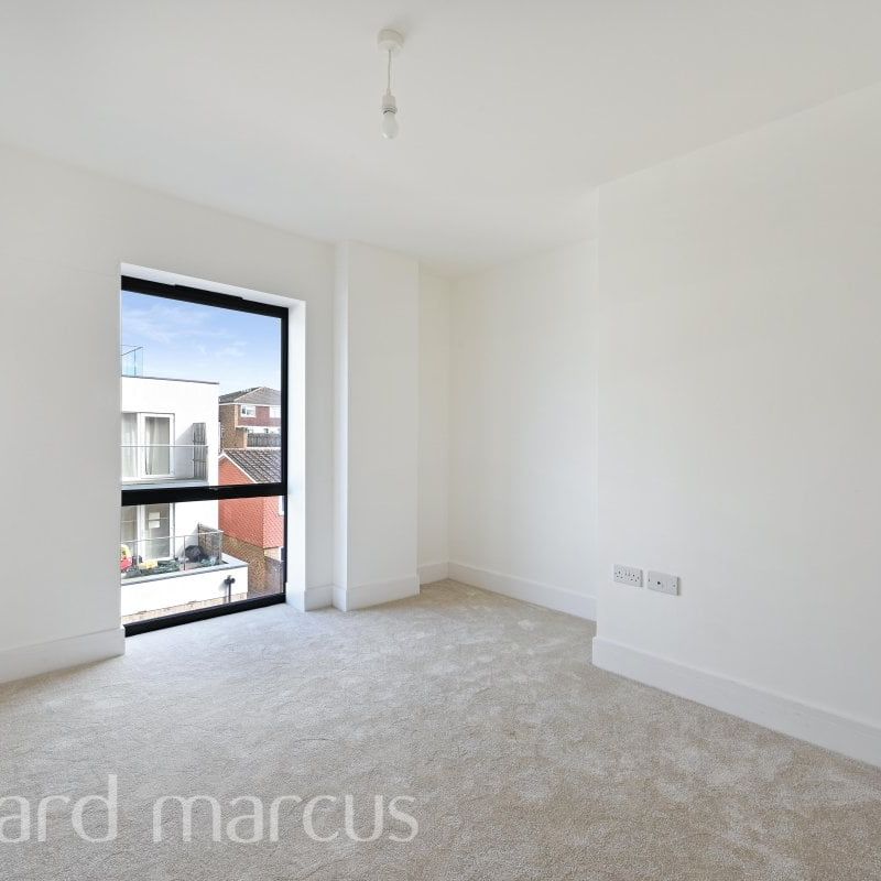 Etwell Place, Surbiton - Photo 1
