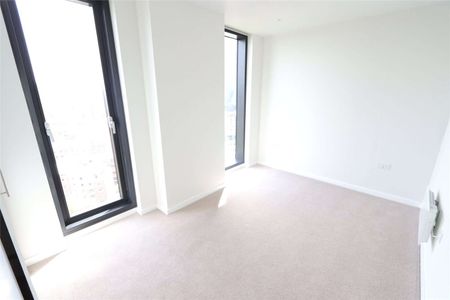 Unfurnished One Bedroom Apartment in the Meadowside Development. - Photo 4