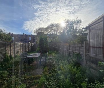 4 Bed Terraced House, Beechfield Road, N4 - Photo 2