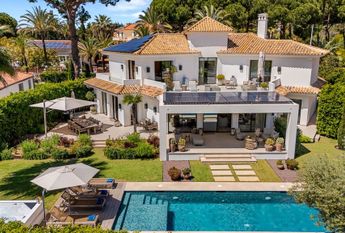 Luxury Villa for rent in Marbella Del Este, Spain