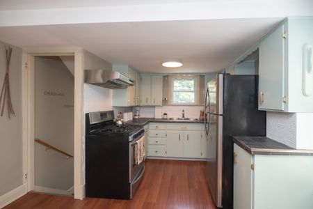 For Lease - 5853 Mcleod Road, Niagara Falls, Ontario - Photo 4