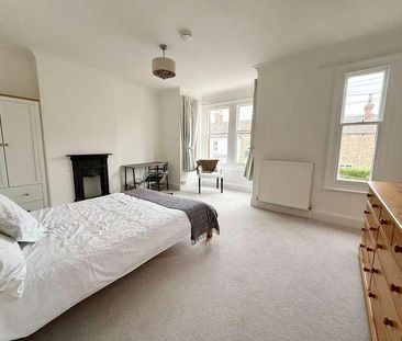 St Leonards Avenue, MK42 - Photo 4