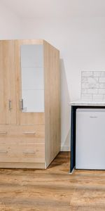 Studio to rent - Photo 3