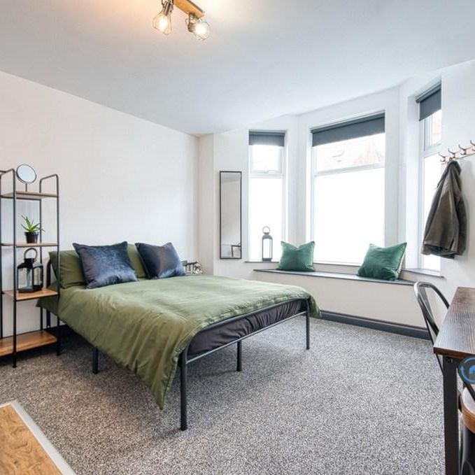 1 bedroom in a house share to rent - Photo 1