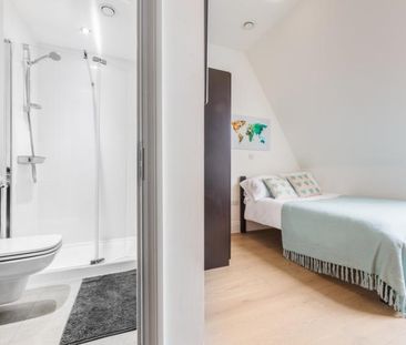 The Bruce Building, Newcastle Upon Tyne - Photo 1