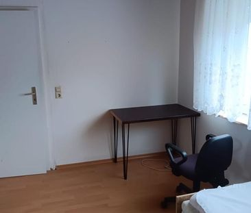 Wohngemeinschafts- Zimmer in 3er Männer- WG - Foto 1