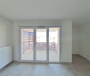 Location Appartement 2 pièces 42m² BRUGUIERES 31150 - Photo 1
