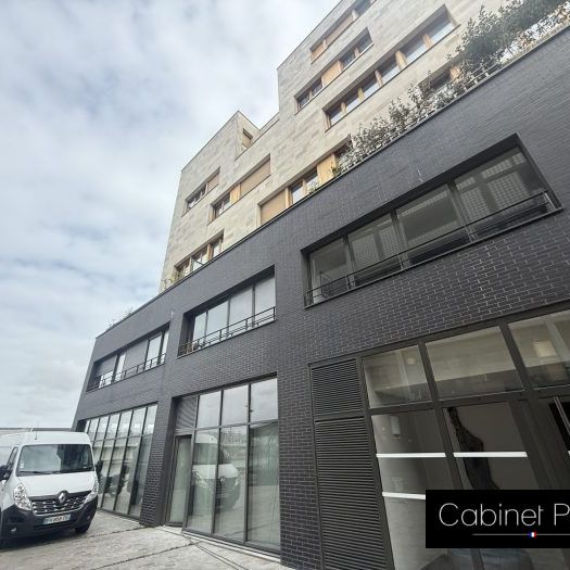 T2 Pantin - Photo 1
