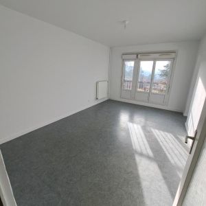 Location Appartement à RIVES - Photo 1