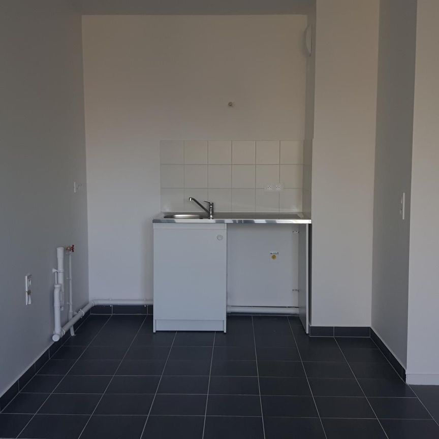 Location Appartement 3 pièces 51m² BRIE COMTE ROBERT 77170 - Photo 1