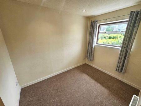 2 bedroom bungalow to rent - Photo 3