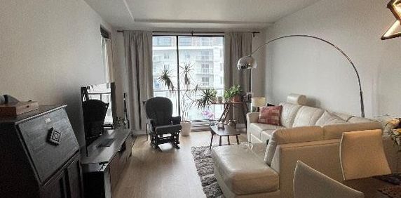 3 1/2 à louer avec stationnement intérieur - Photo 2