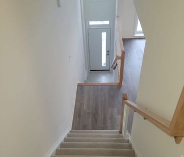 For Lease - 90 Canon Jackson Drive Unit# 203, Toronto, Ontario - Photo 4