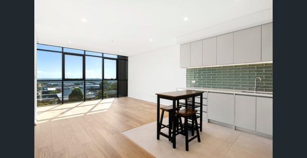 Updated 1 bedroom with stunning views - Photo 1