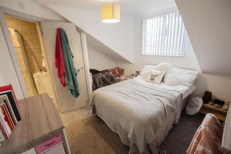 7 bedroom house to rent - Photo 4