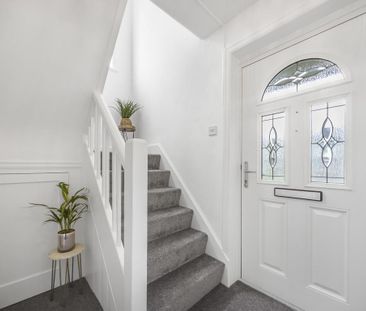 4 bedroom semi-detached house to rent - Photo 5