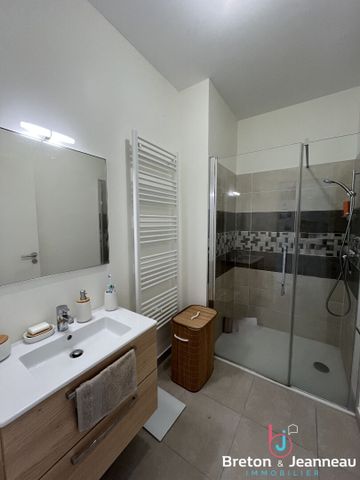 Location Appartement 2 pièces 47m² - Photo 5