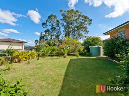12 Tomago Street, Aspley QLD 4034 - House For Rent | Domain - Photo 5