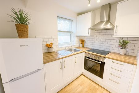 1 Bed Flat, London, N19 - Photo 5