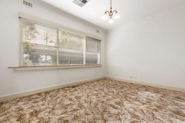 4 Brownfield Street, Parkdale VIC 3195 - House For Rent | Domain - Photo 1