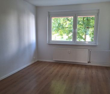 wunderbare 3 Raumwohnung mit Tagesbad und EBK INKLUSIVE - Photo 1