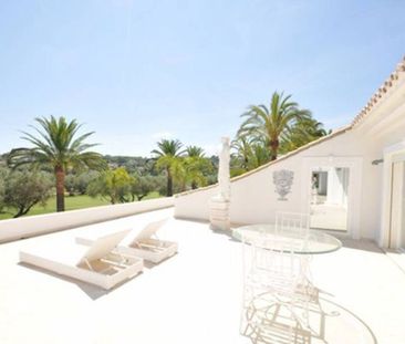 10 bedroom luxury Villa for rent in Calle París, Marbella, Andalusia - Photo 6